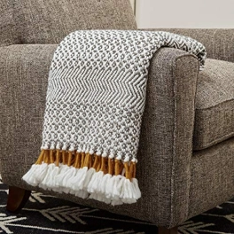 amazon-rivet-modern-woven-fringe-throw-blanket